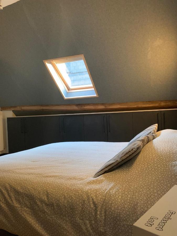 Froissart Loft Et Studio Chimay Eksteriør bilde